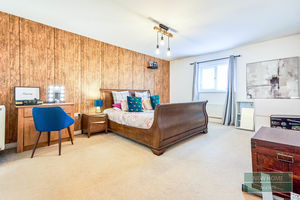 Photo 1- click for photo gallery